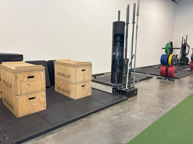 Plyo boxes and training area at Per Aspera Strength